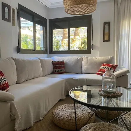Unique Penthouse 3 Minutes From The Lejlighed Marbella