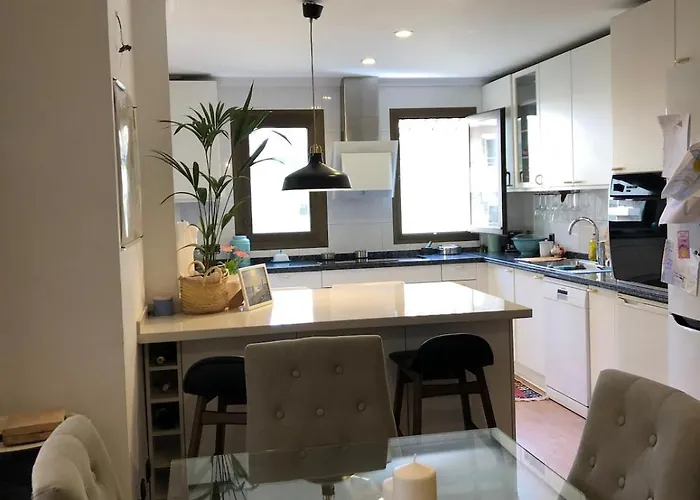 Unique Penthouse 3 Minutes From The 马尔韦利亚